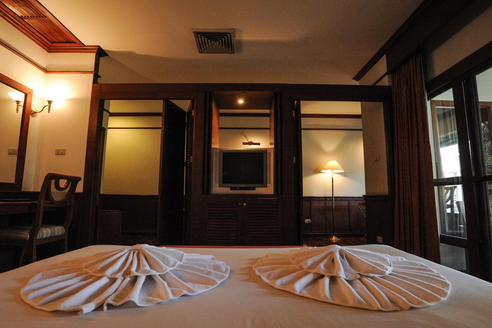 Suan Bua Hotel & Resort Ban Pong  Exterior photo