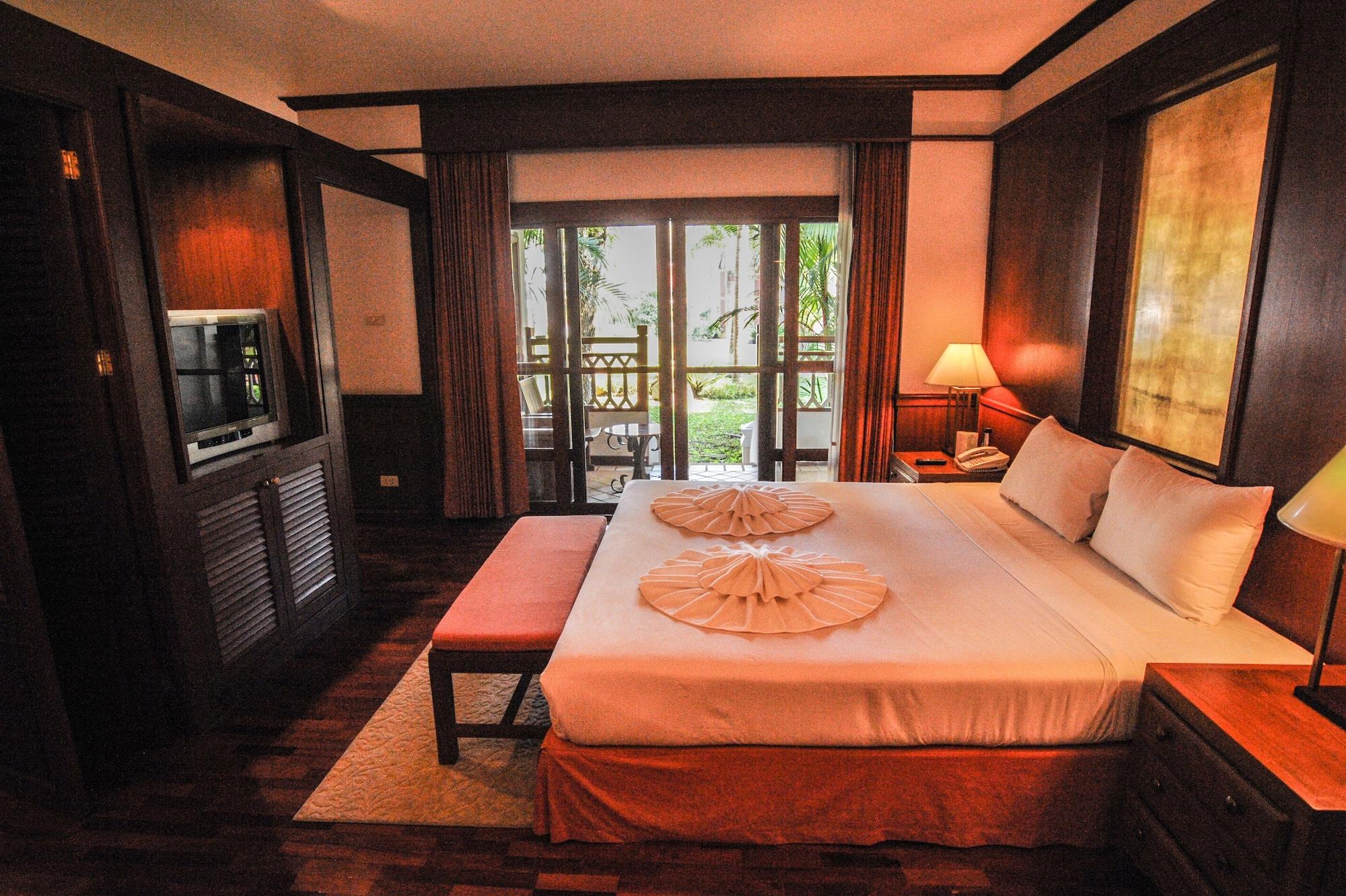 Suan Bua Hotel & Resort Ban Pong  Exterior photo