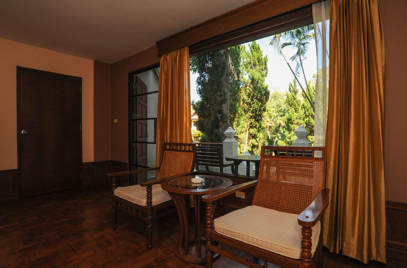 Suan Bua Hotel & Resort Ban Pong  Exterior photo