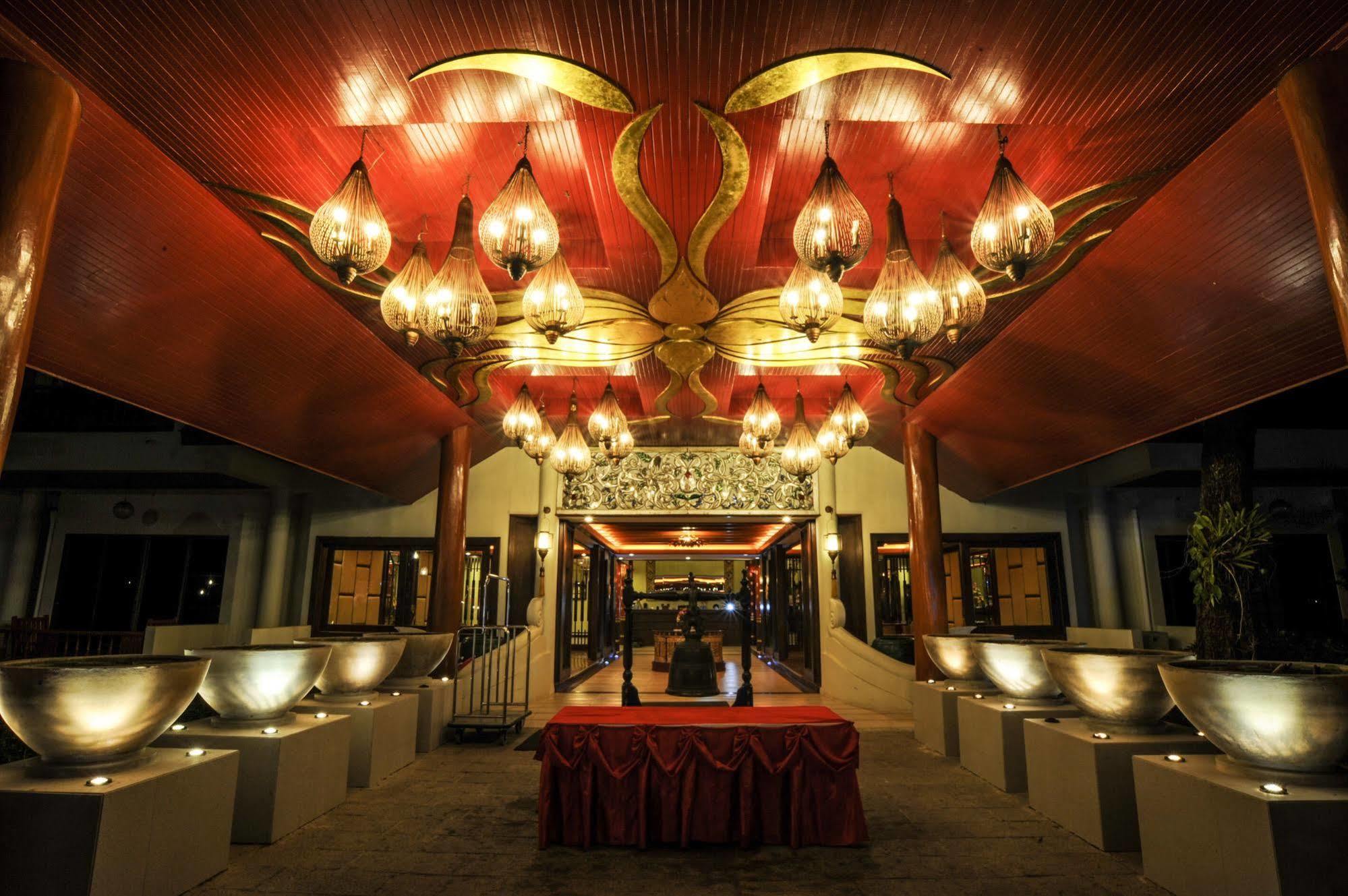 Suan Bua Hotel & Resort Ban Pong  Exterior photo