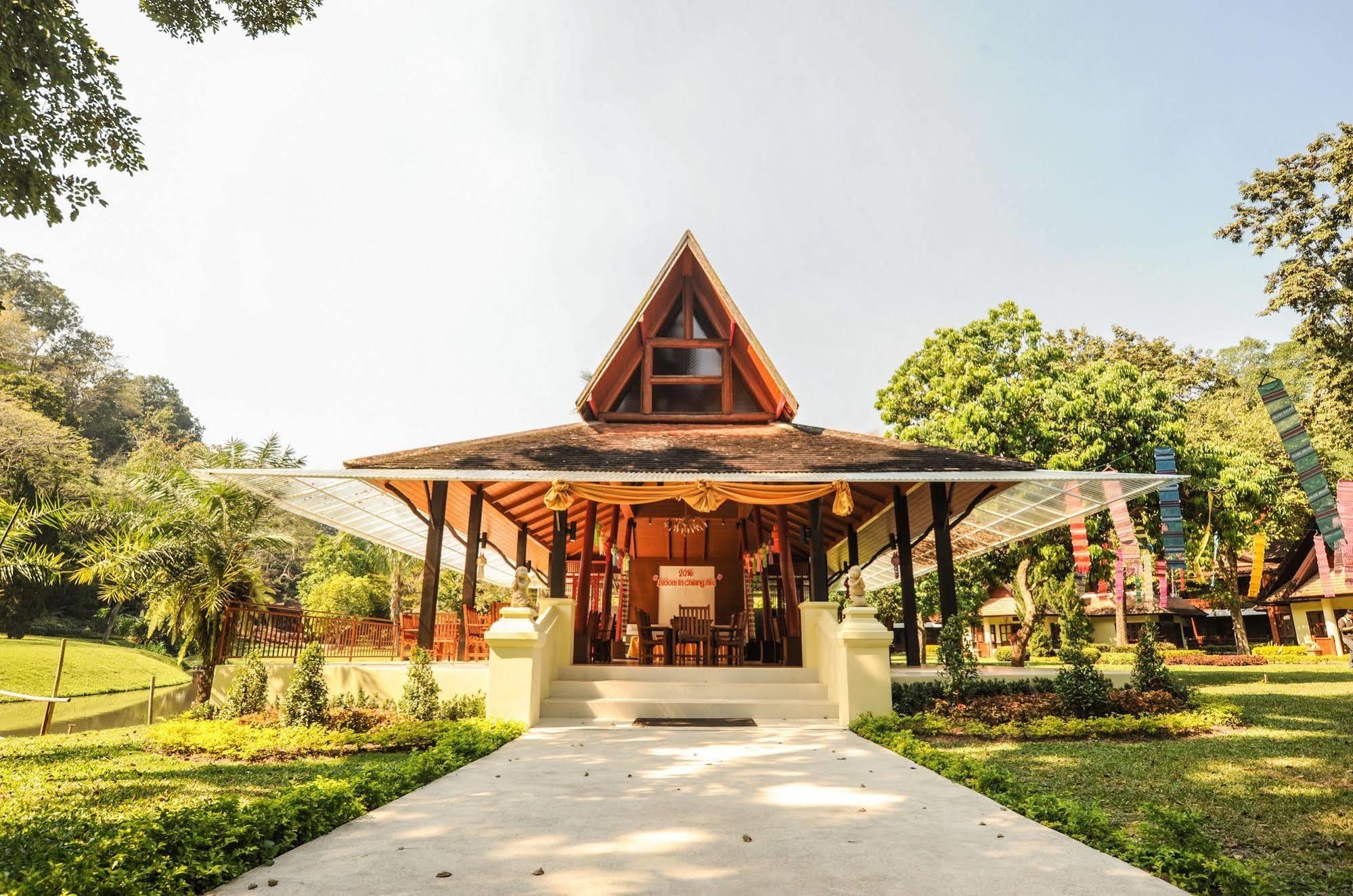 Suan Bua Hotel & Resort Ban Pong  Exterior photo